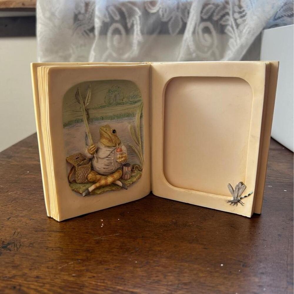 Vintage 1994 Beatrix Potter ceramic book photo frame Tale of Mr. Jeremy Fisher